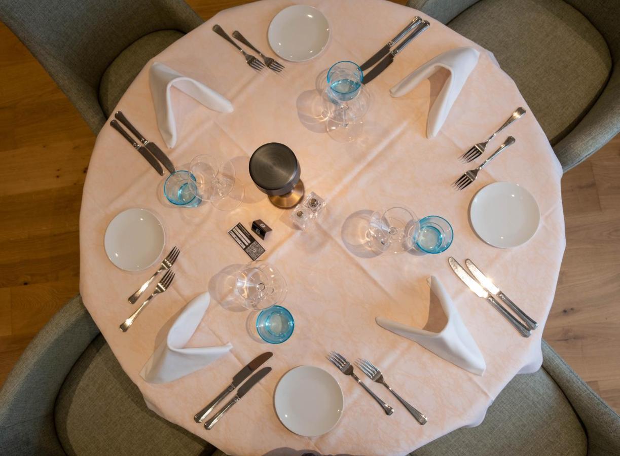 Boutique Hotel De L'Ecu Vaudois Begnins Екстер'єр фото