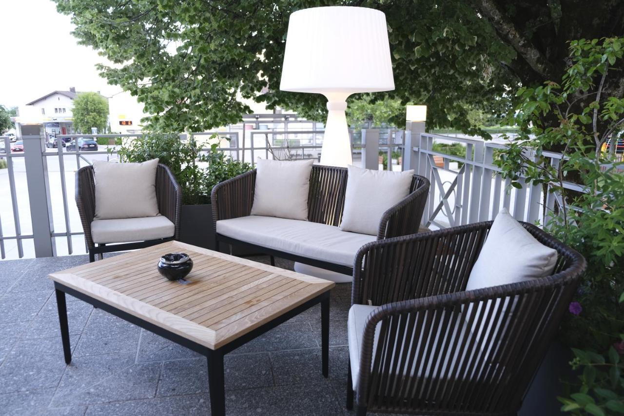 Boutique Hotel De L'Ecu Vaudois Begnins Екстер'єр фото